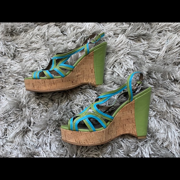 Moda Renita Wedge Platform Sandals. Size 8 - Picture 3 of 5